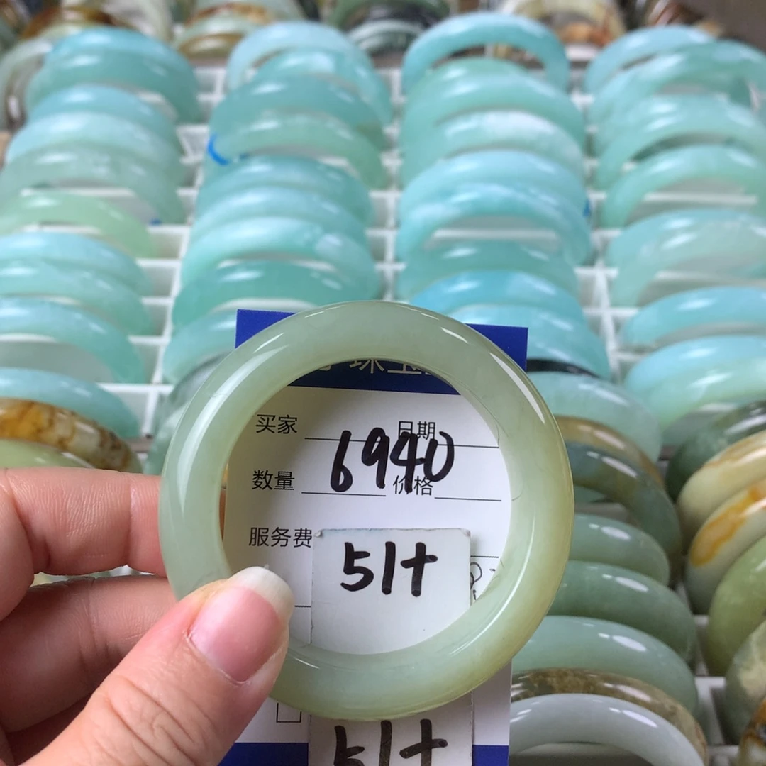 蛇纹石玉手镯未镶嵌694 0