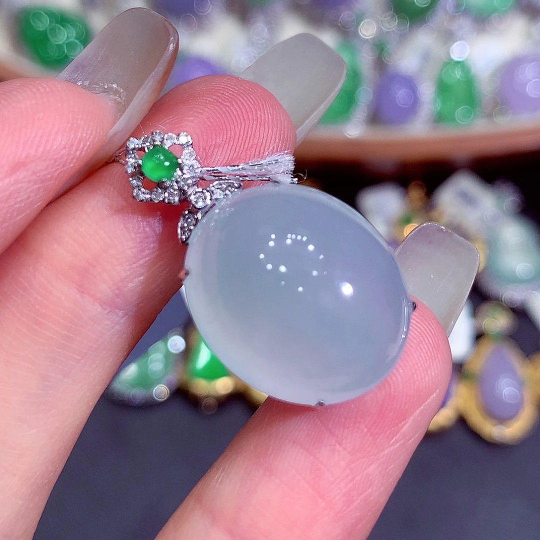 翡翠18K金镶嵌吊坠(不含链)