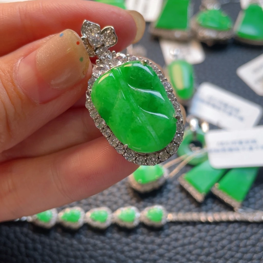 翡翠银S925镶嵌吊坠(不含链)