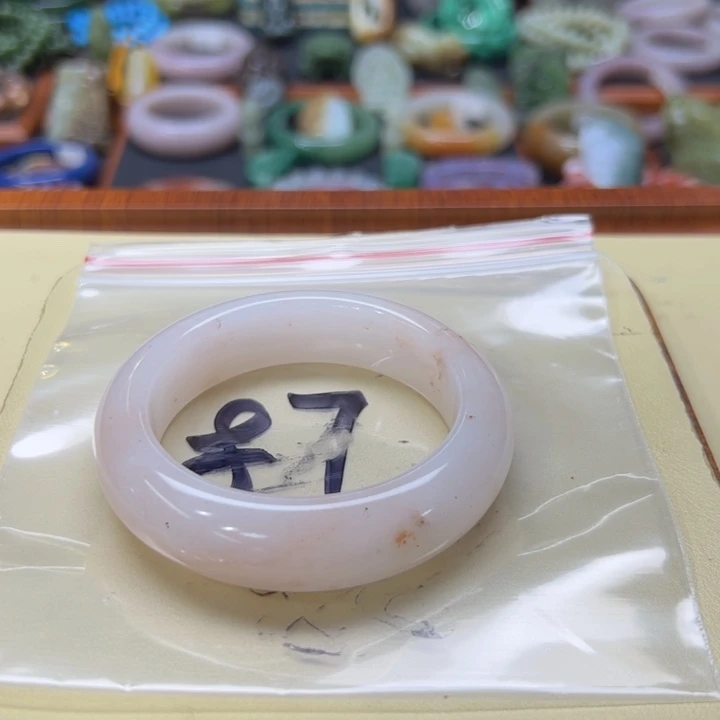 石英质玉手镯未镶嵌滚****饭87