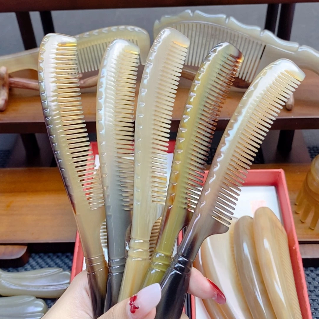 纯手工制作纯牛角梳子