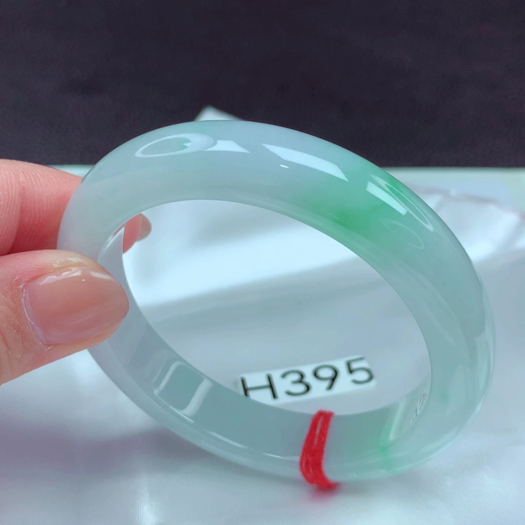 翡翠手镯未镶嵌手镯88