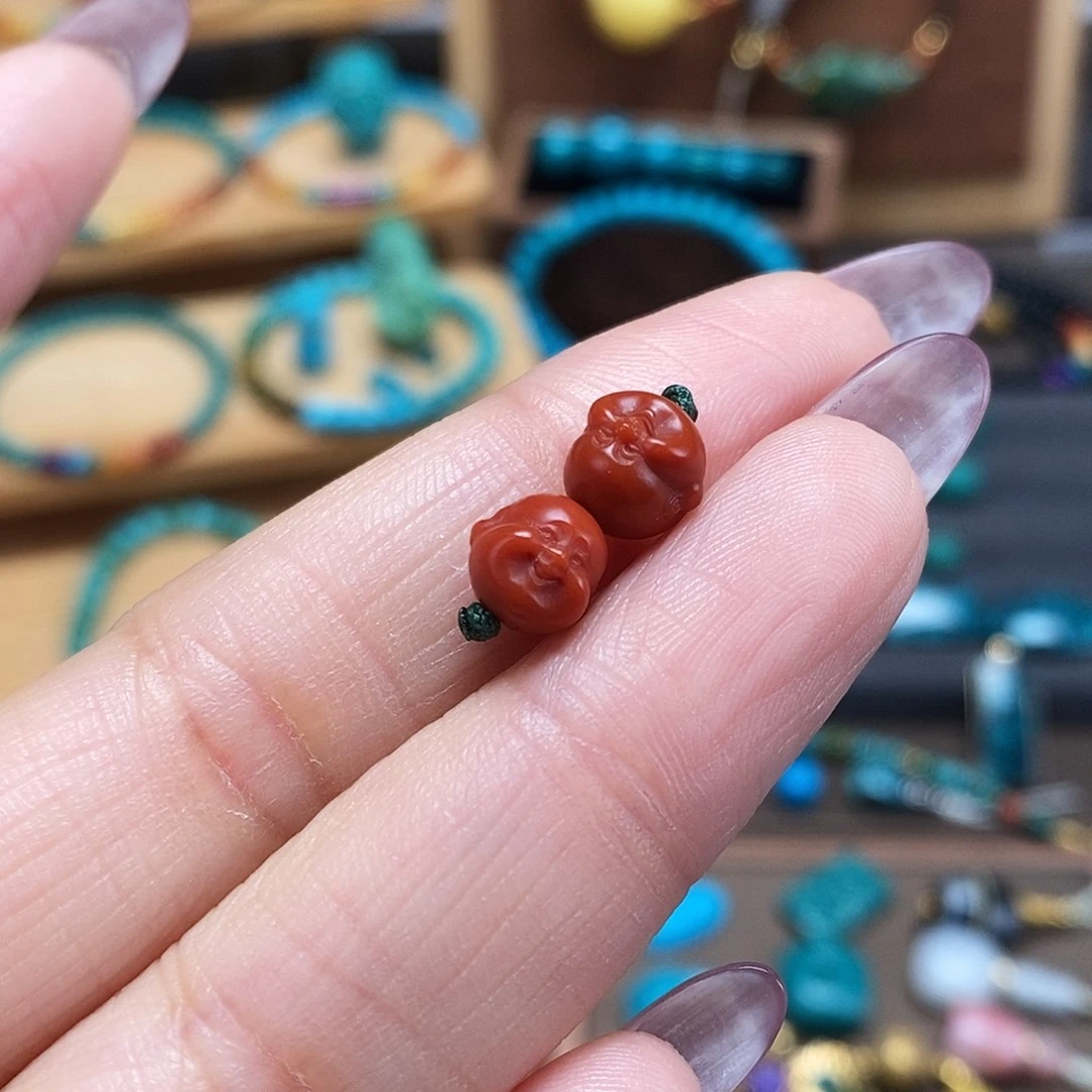 南红玛瑙未镶嵌珠宝奇石