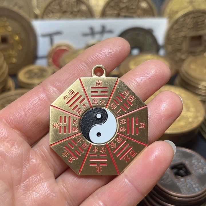 爱***天铜现代工艺文创钱币01