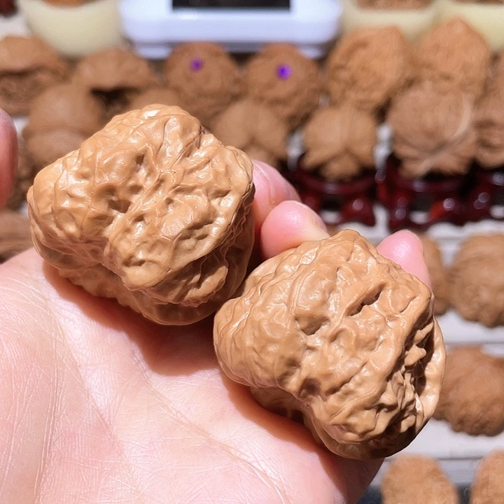 文玩核桃把件蛤蟆修尖39尺放漏款