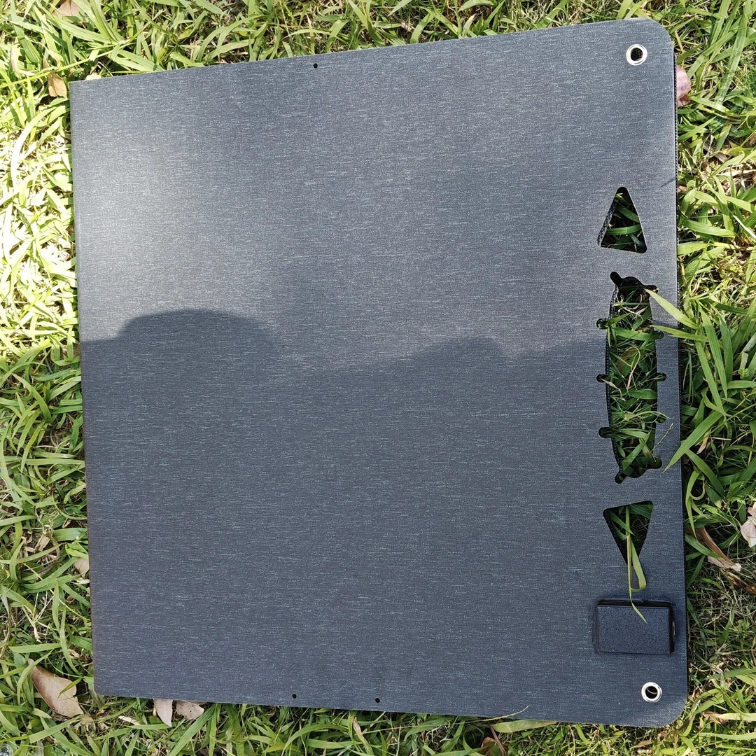 200W超能折叠太阳能板，升级选项来了！加个模块，就能直接给手机