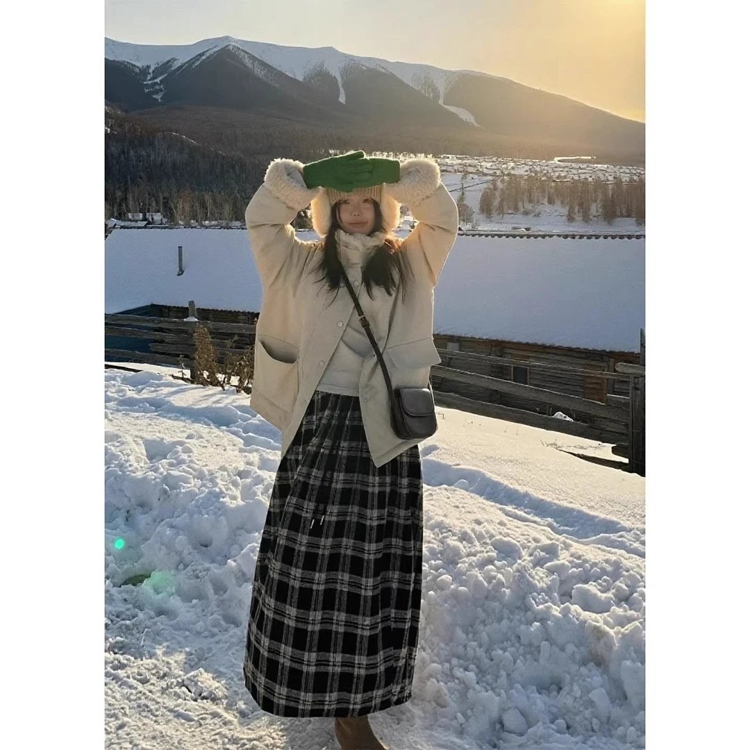 一三良品小个子 宽松仿羊羔毛拼接派克羽绒服外套女冬季保暖T5B28