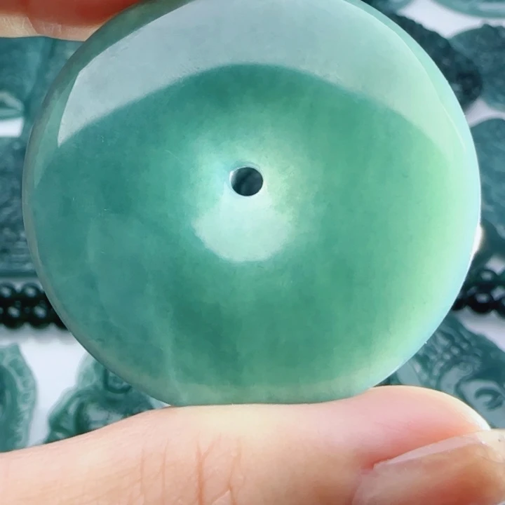 翡翠未镶嵌颈饰多样性发货天然A货翡翠