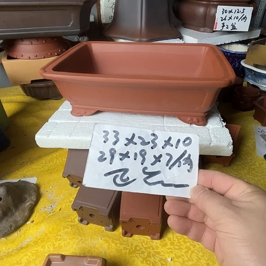 宜兴紫砂花盆一个