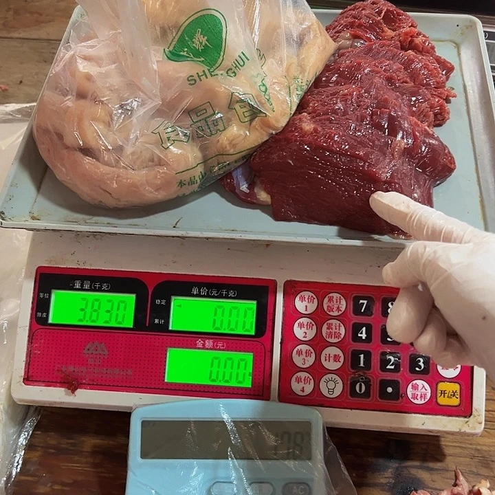 广西土耕马马肉、送马油沙姜小米辣12个月中国大陆