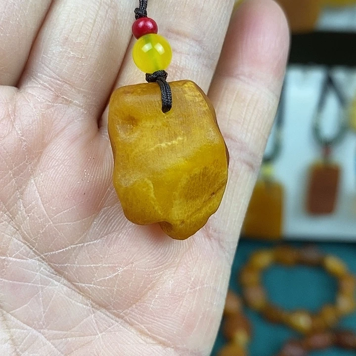 琥珀未镶嵌颈饰手机挂件