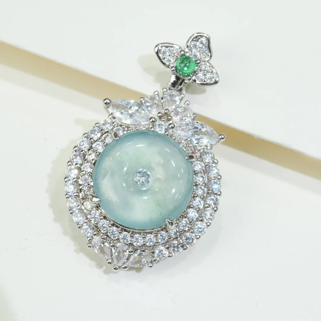 天然A货翡翠平安扣吊坠多样性发气质灵动精致镶嵌精美豪华时尚