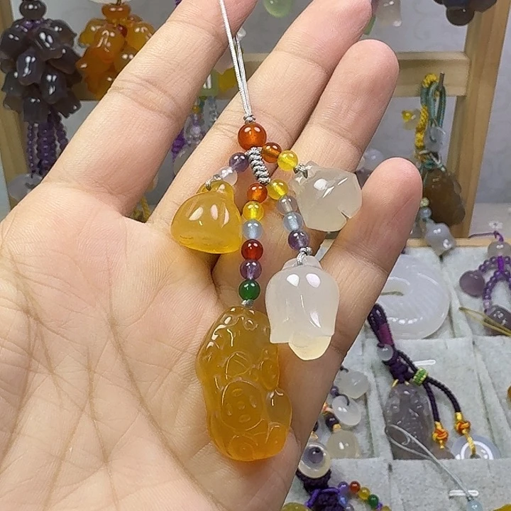 手机挂件，黄色貔貅