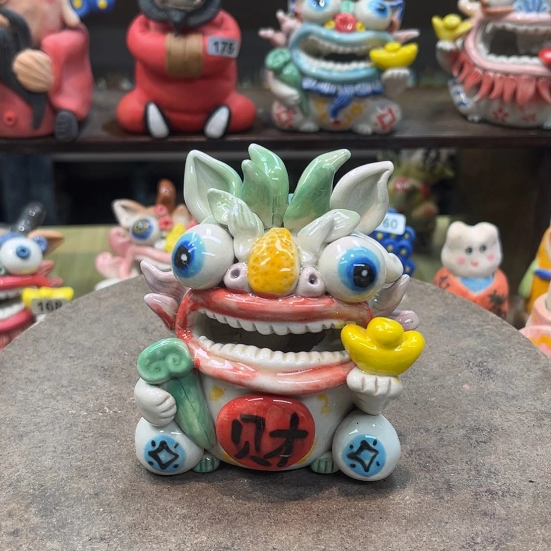 陶瓷纯手工抽象陶瓷摆件104