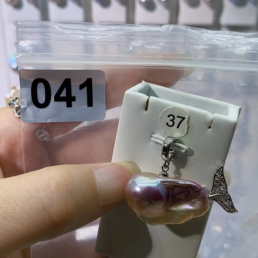 淡水珍珠合金颈饰