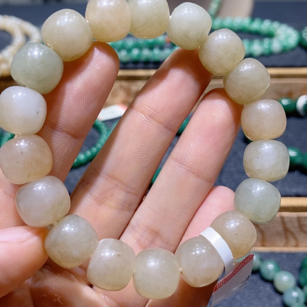 独山玉未镶嵌手串