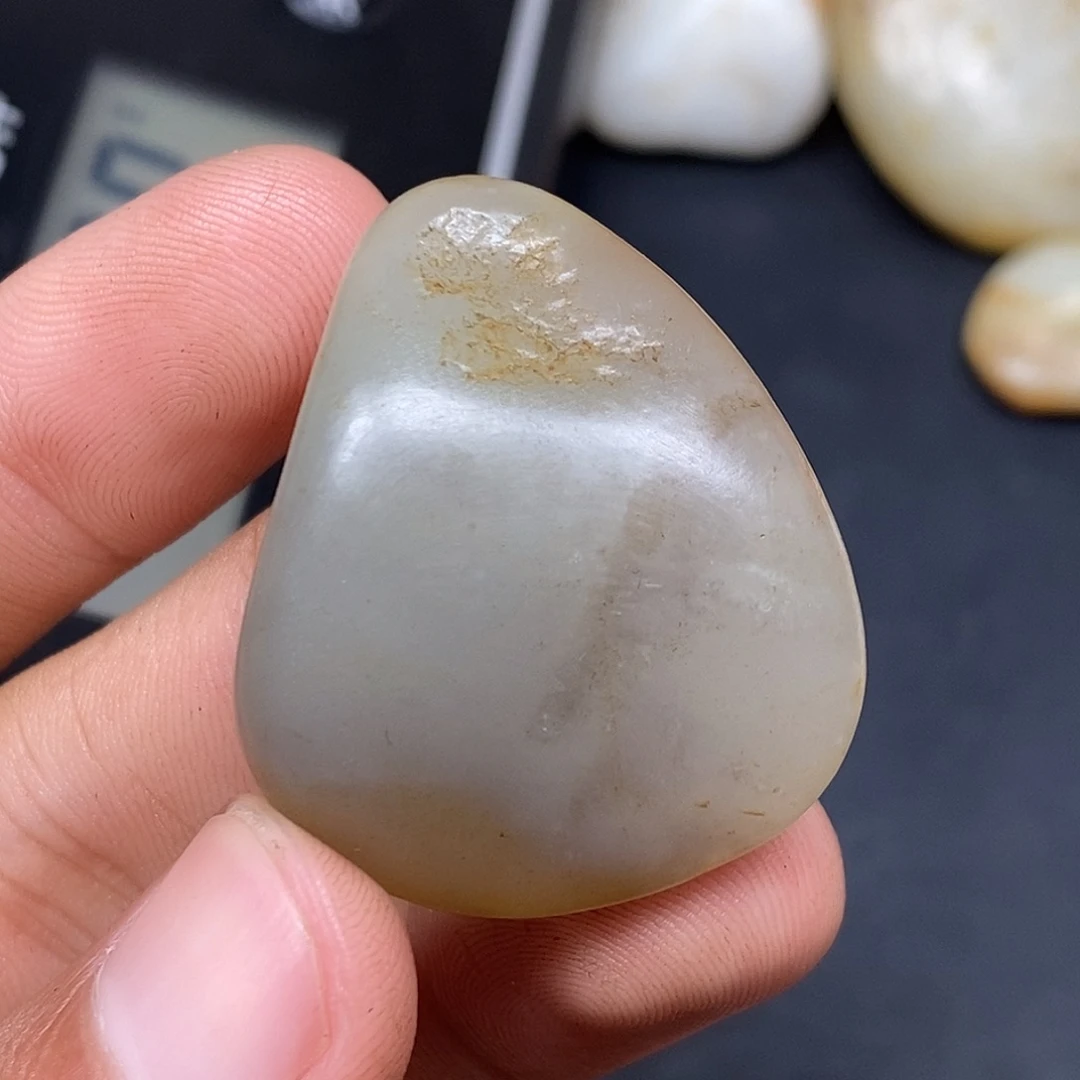 和田玉（糖玉）未镶嵌挂件