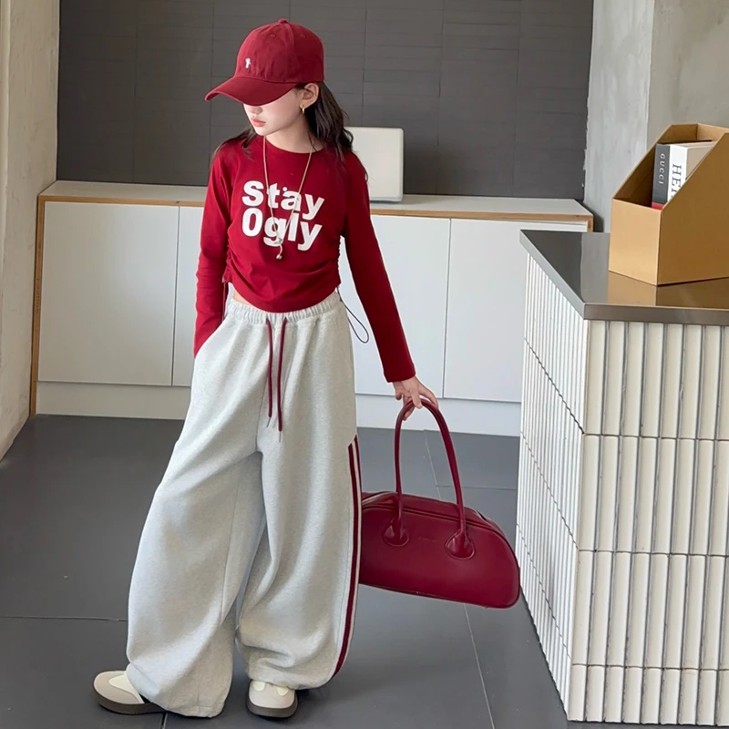 女童运动套装秋装2025新款中大童韩版潮酷穿搭长袖T恤卫裤两件套