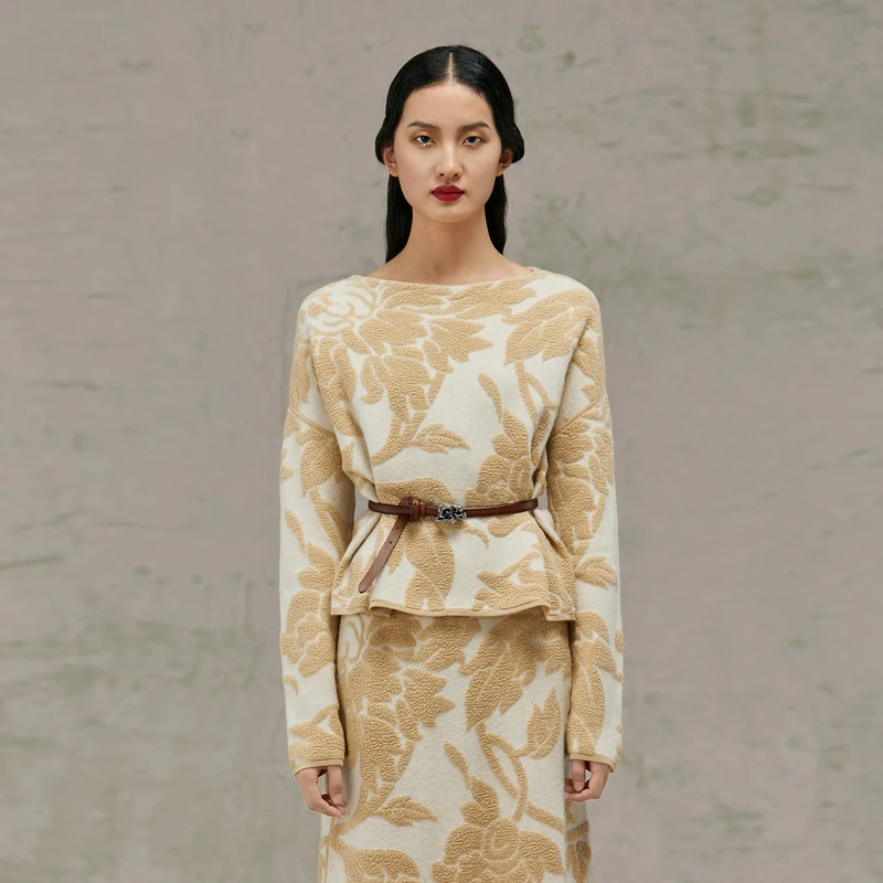 【妍妍专属】例外长袖特色提花套头AA22-Q2D01