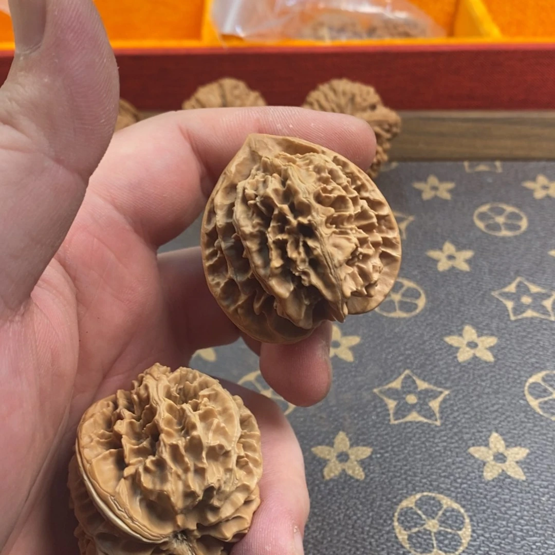 文玩核桃吊坠文玩核桃