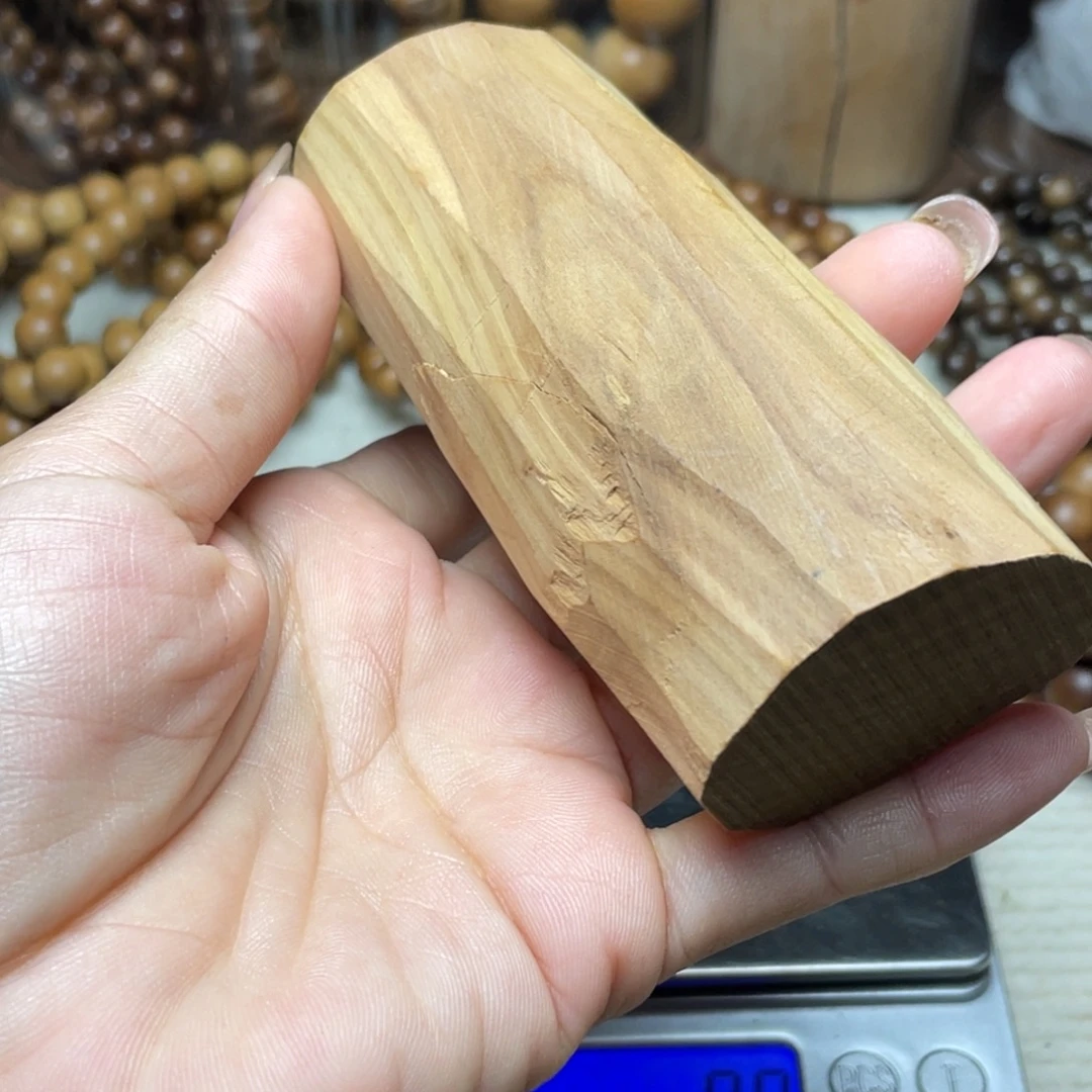 檀香木把件印度老山檀香93克