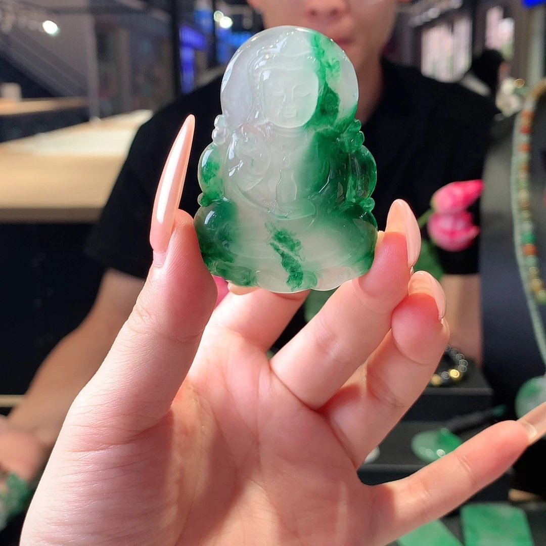 石英质玉未镶嵌吊坠