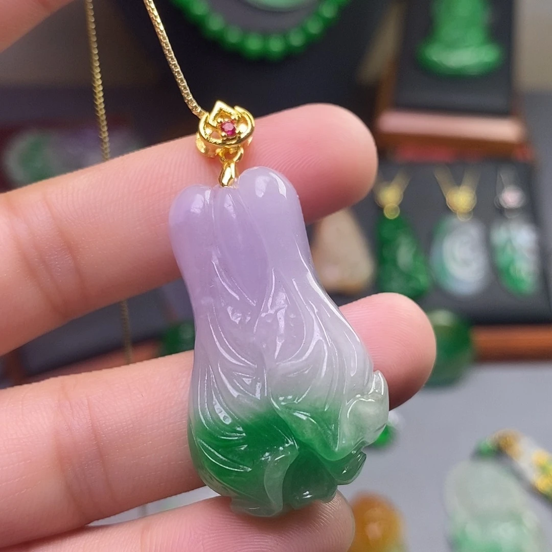 吊坠(赠链)未镶嵌翡翠