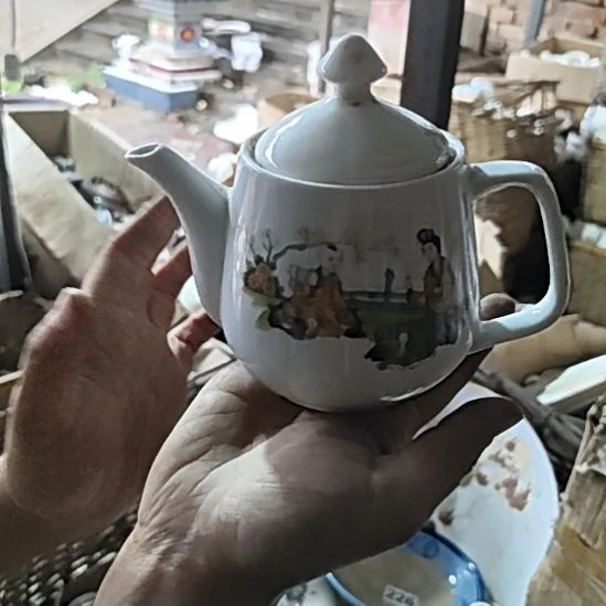 瓷库存微瑕三娘教子单孔水壶