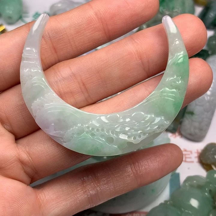 颈饰未镶嵌翡翠翡翠