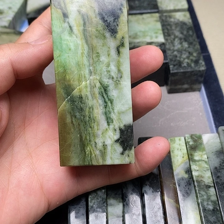 独山玉未镶嵌方章2**3