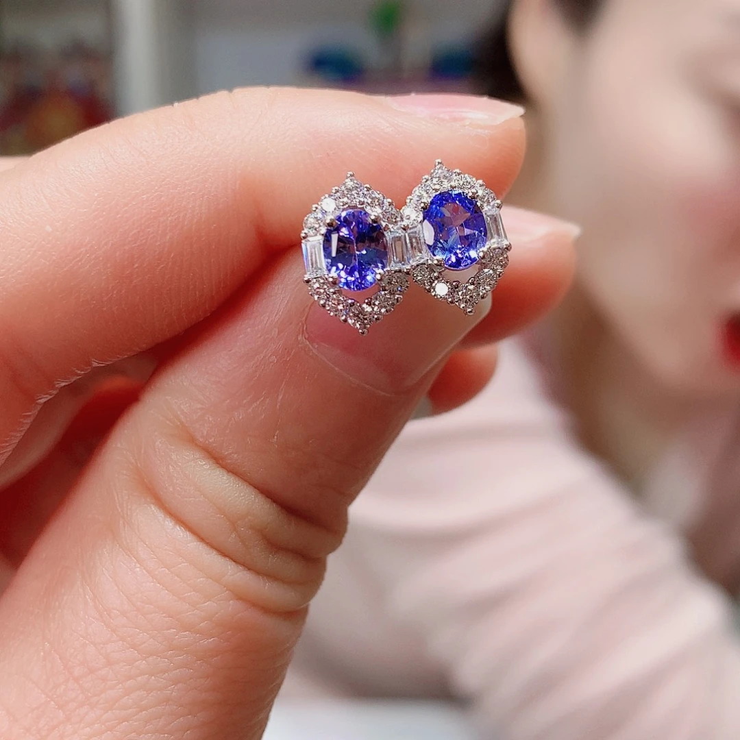 银S925镶嵌耳饰坦桑石