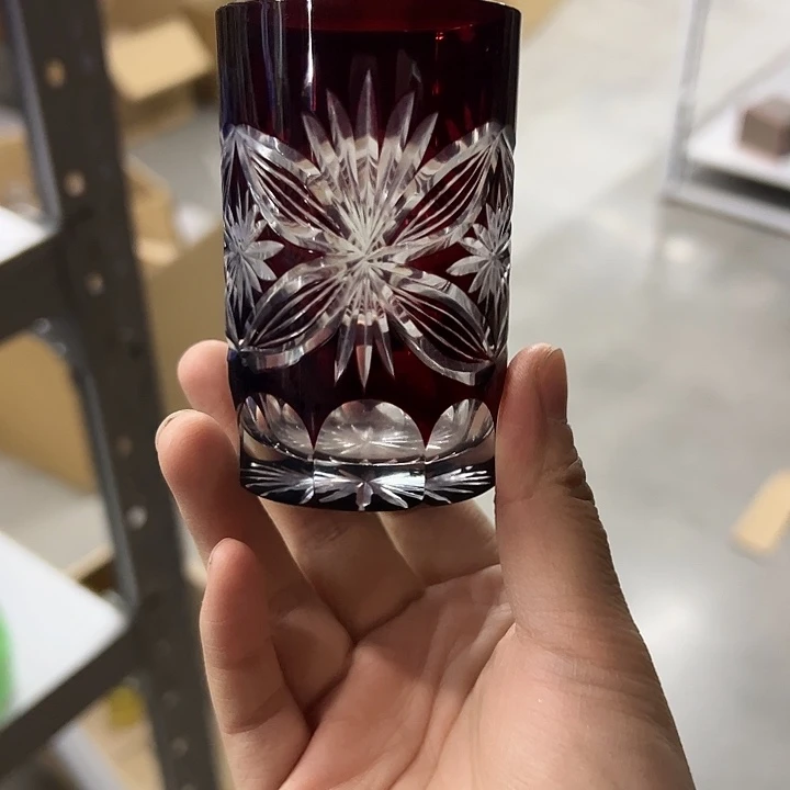 水晶玻璃平底款微瑕一个