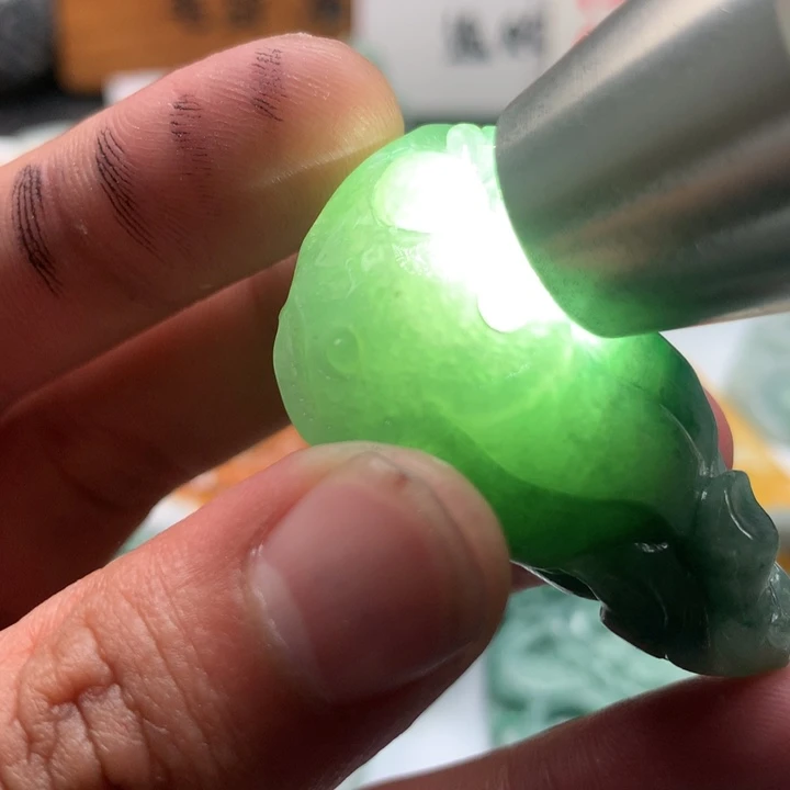 翡翠未镶嵌颈饰保真天然a货翡翠