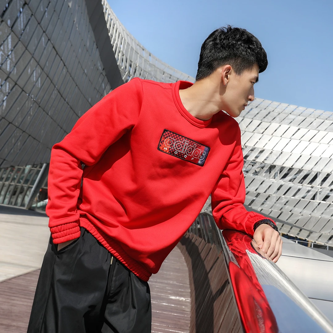 【本命年红色】阿迪达斯卫衣男新年款长袖圆领加绒套头衫GQ2834