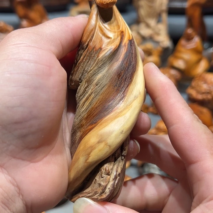 柏木（崖柏）点点关注