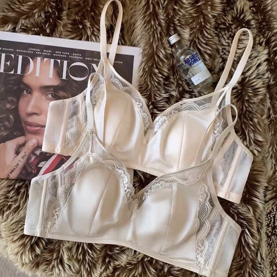 缎面复古蕾丝内衣女大胸显小桑蚕丝透气薄款软钢圈兔耳朵杯文胸罩