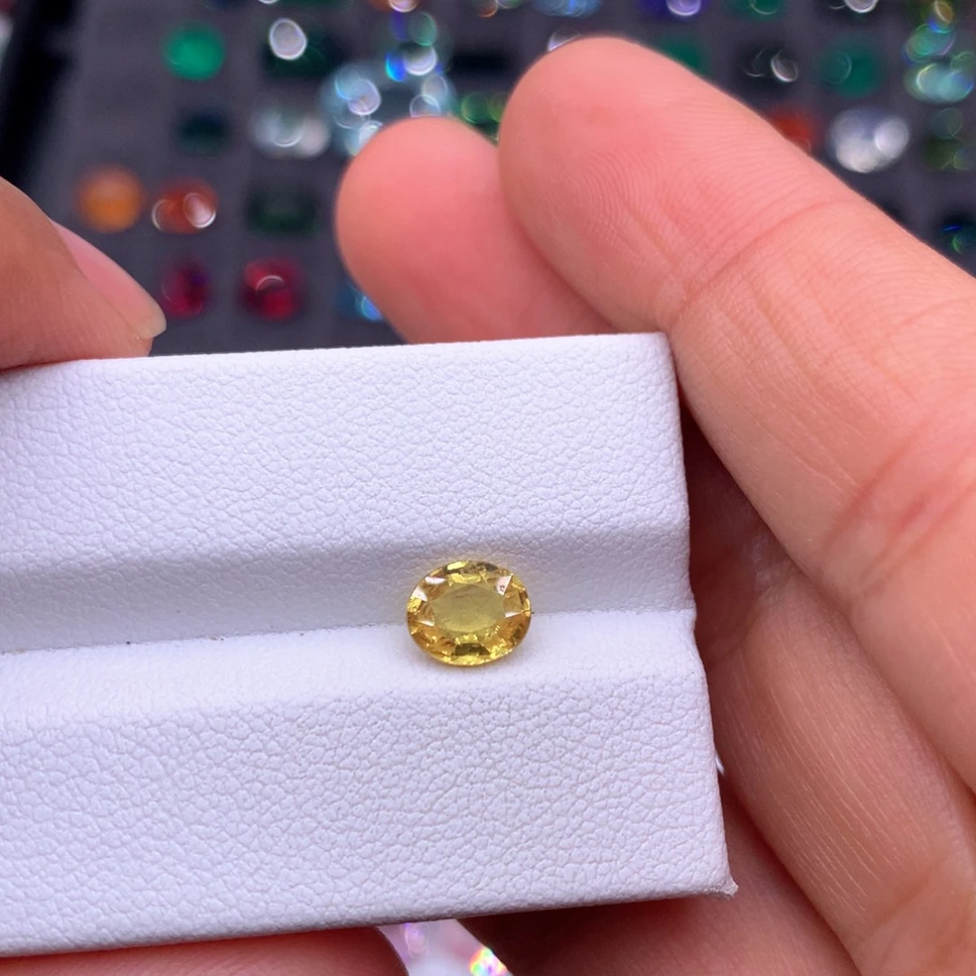 裸石彩色蓝宝石裸石111111