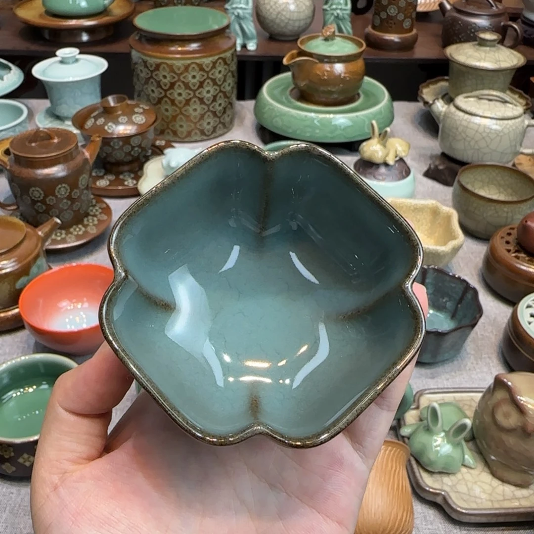 龙泉青瓷铁胎主人杯