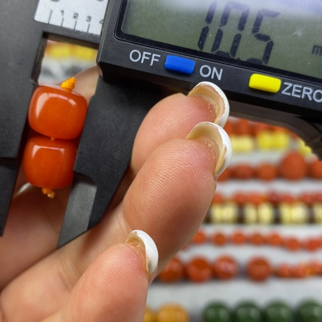 人***茶南红玛瑙未镶嵌10mm