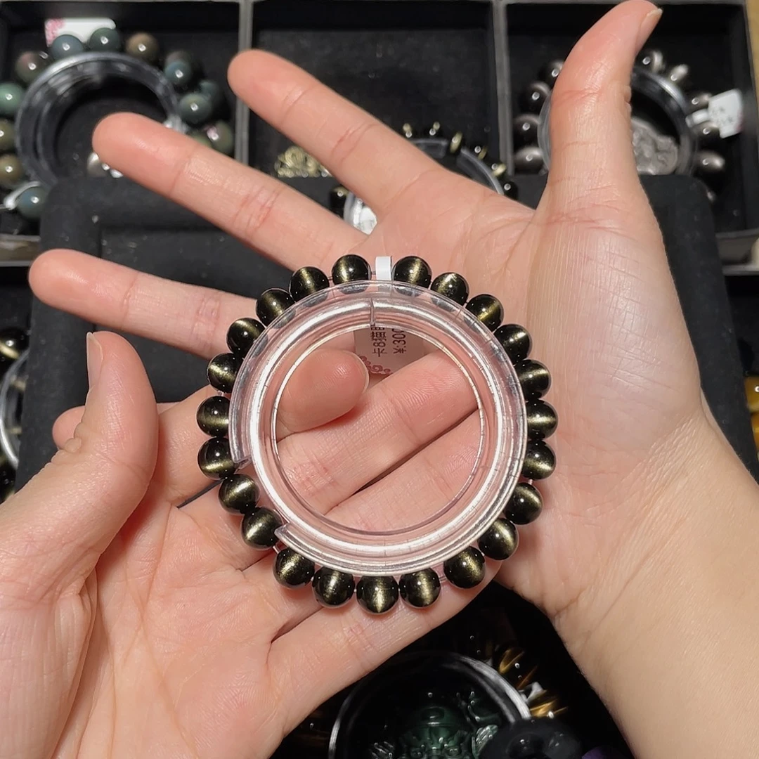 喵****黑曜岩未镶嵌手链