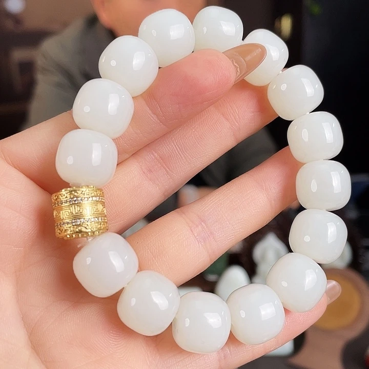 和田玉银S925镶嵌颈饰定制发货