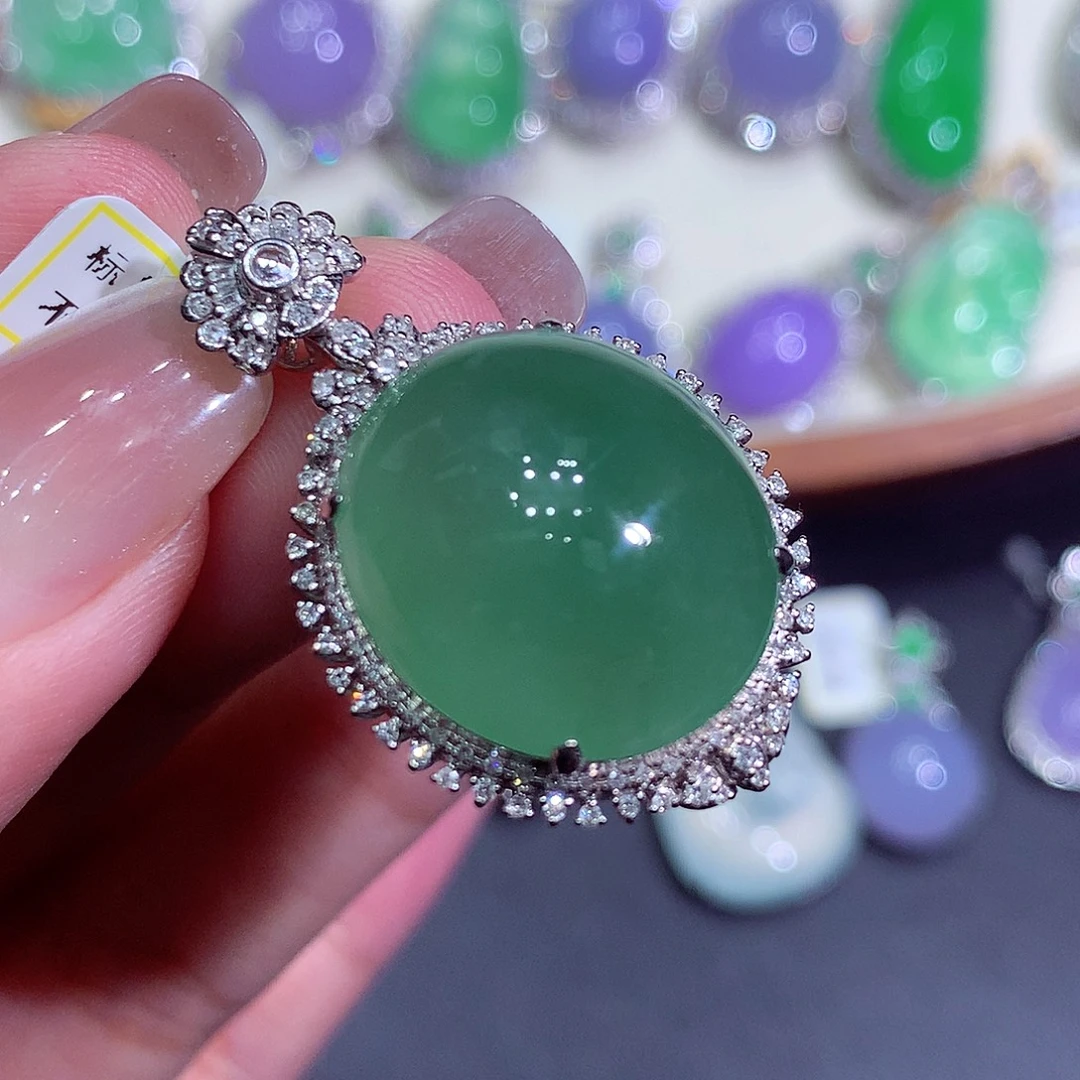 翡翠18K金镶嵌吊坠(不含链)