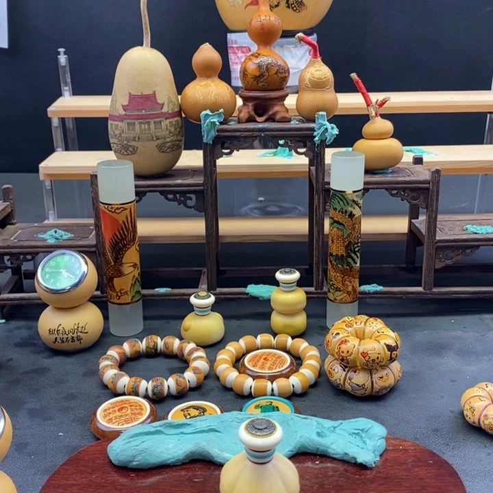 小***年啦咯啦咯啦5了里咯啦咯啦