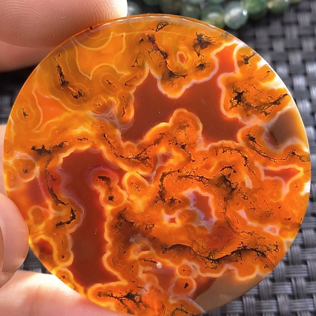 玛瑙/玉髓颈饰未镶嵌沫**?