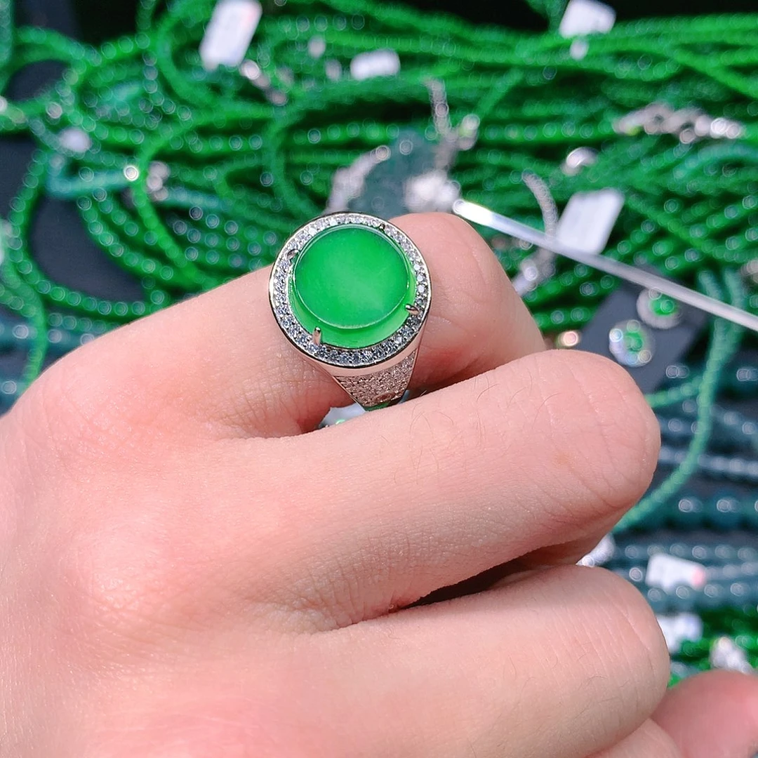 翡翠戒指未镶嵌天然