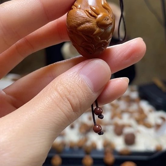 手串/手链橄榄核兔