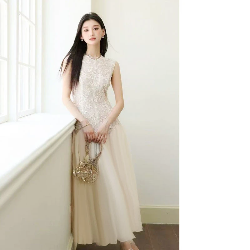 【月光白玫瑰】定制蕾丝4D花朵刺绣设计感仙气飘飘重工编织连衣裙