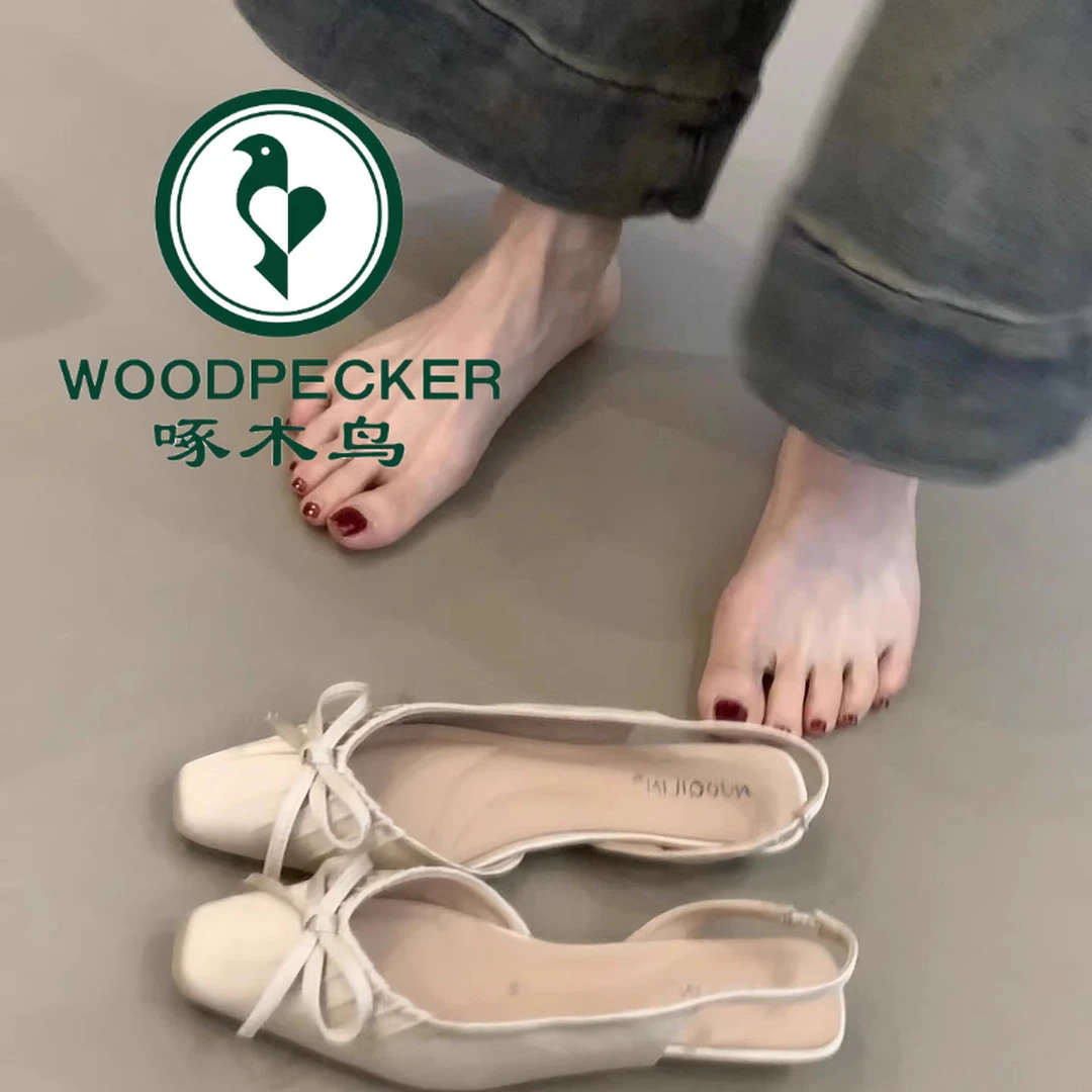 啄木鸟2025夏新款法式褶皱温柔蝴蝶结包头凉鞋后空浅口尖头坡跟鞋