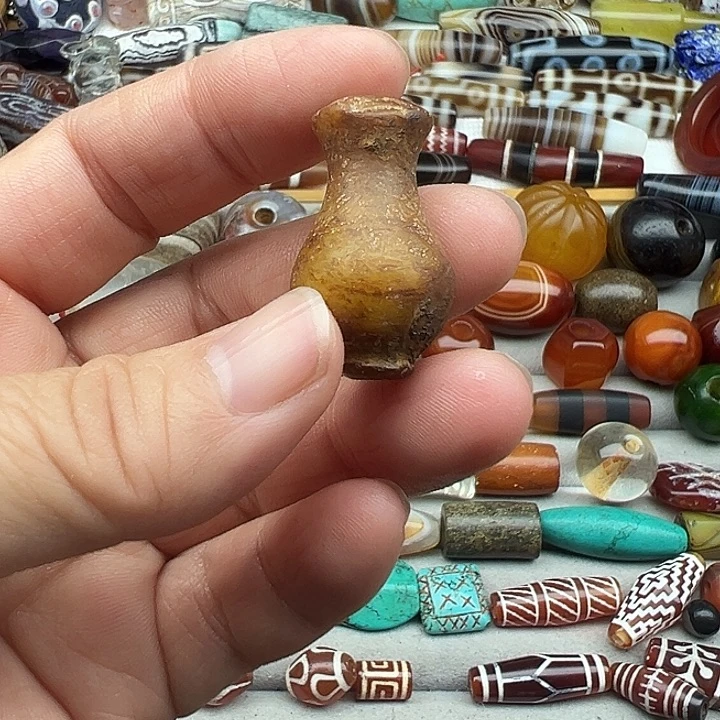 玛瑙/玉髓合金颈饰