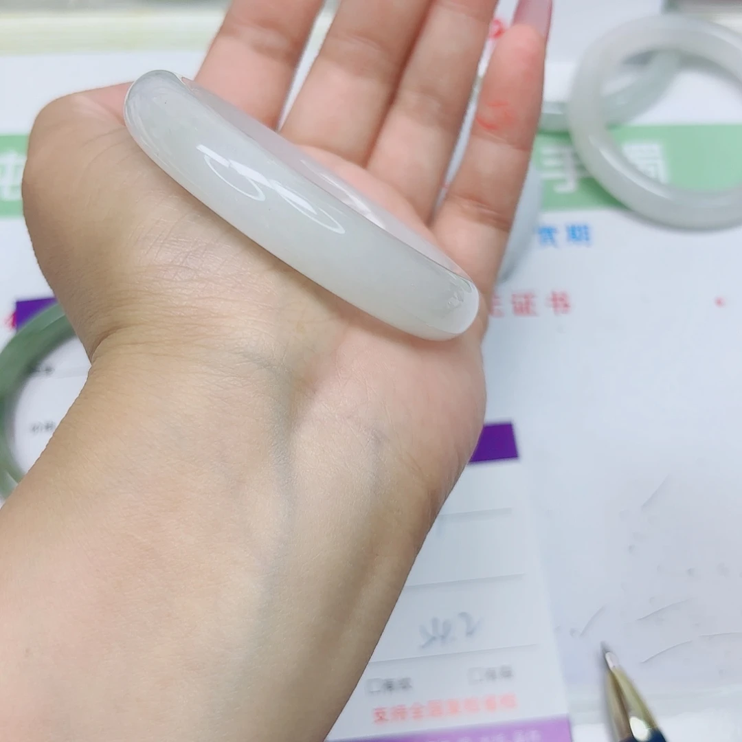 石英质玉未镶嵌手镯118/5453